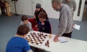 Schach!! Spieß, Ablenkung, Matt!! Schach!! Spieß, Ablenkung, Matt!!