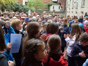 Siegerehrung auf dem Schulhof Siegerehrung auf dem Schulhof